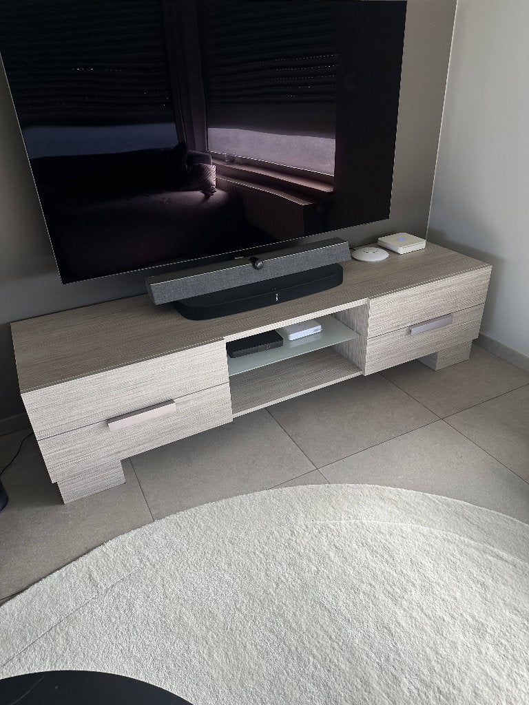 GRATIS!!! TV meubel in perfecte staat, Ophalen, Gebruikt, 150 tot 200 cm, Minder dan 100 cm