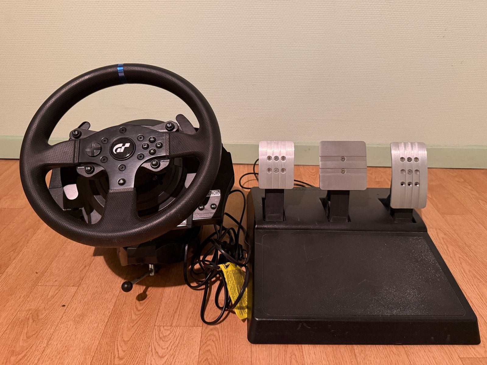 Thrustmaster T300 RS GT Edition – PS5 / PS4 / PC, Enlèvement, Comme neuf