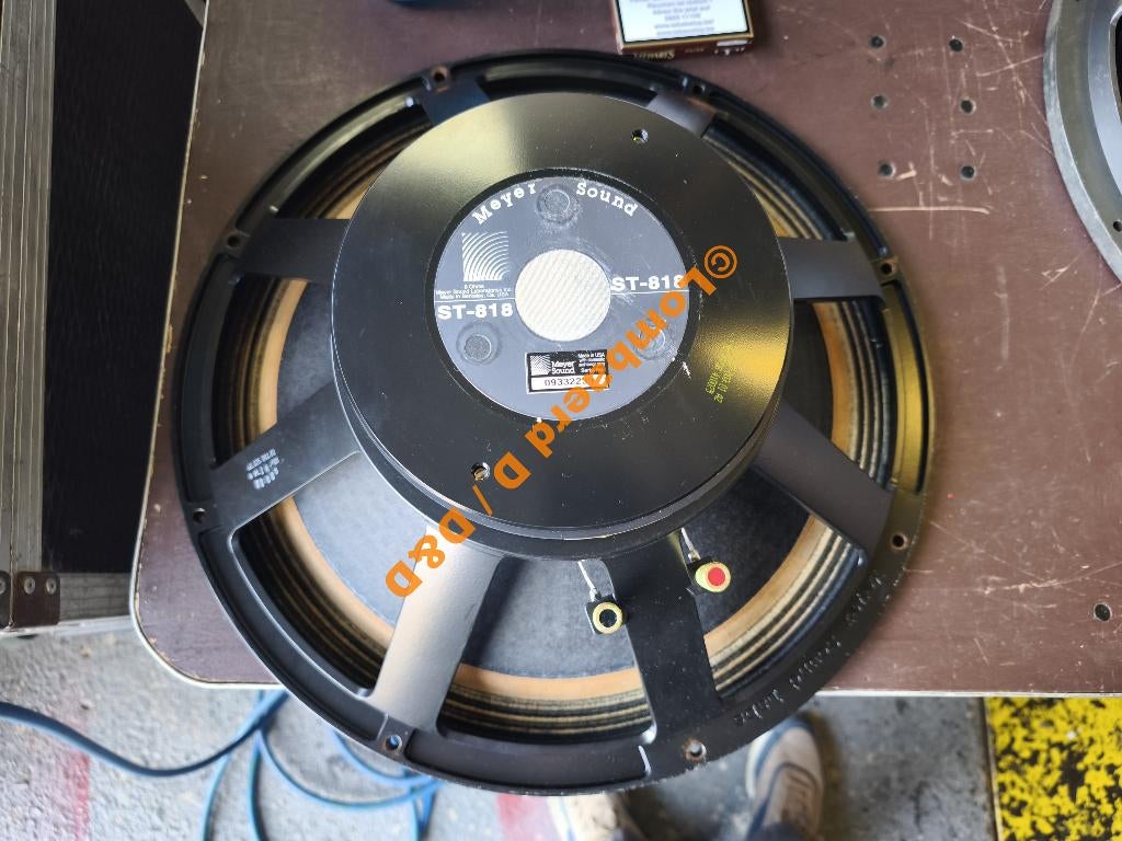 MEYER SOUND ST-818, Enlèvement, Comme neuf