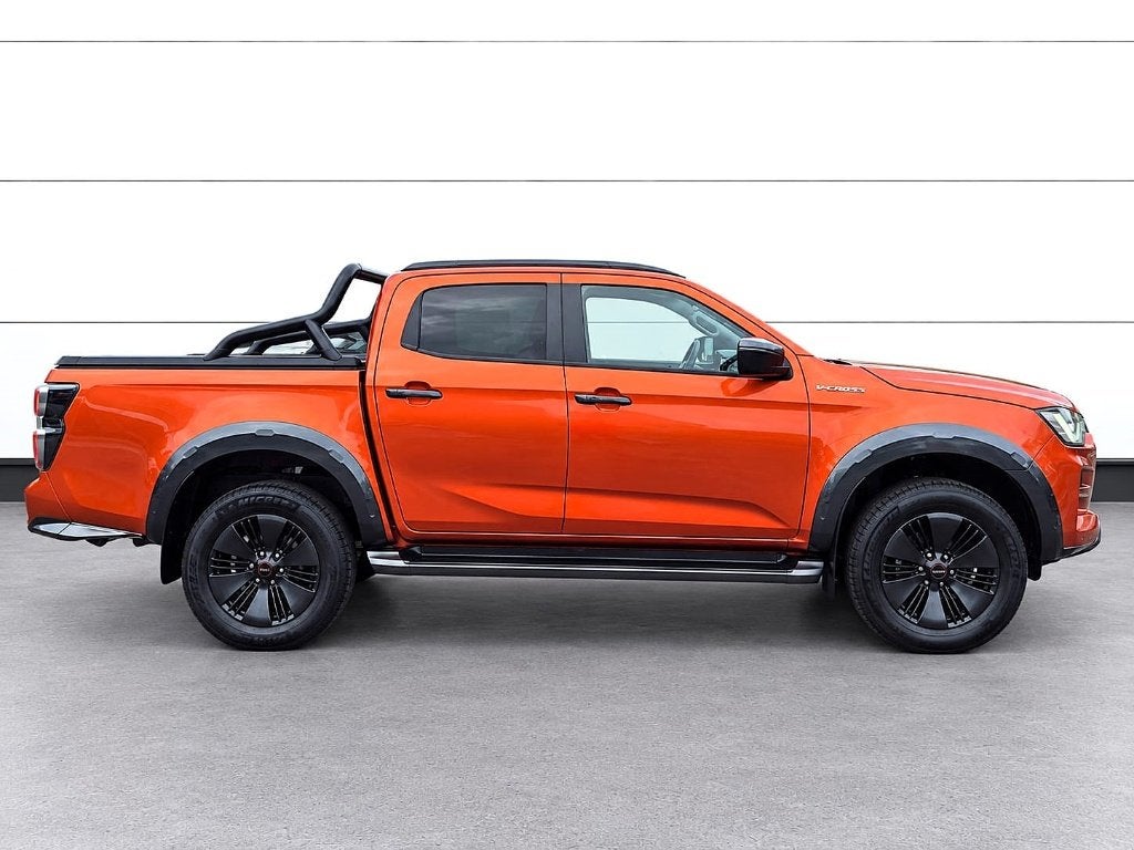 ISUZU D MAX V-CROSS 1.9 Turbo D 4WD LSE*LED*BI-XENON*LEER*, Auto's, Automaat, 4 deurs, Bedrijf, Vierwielaandrijving