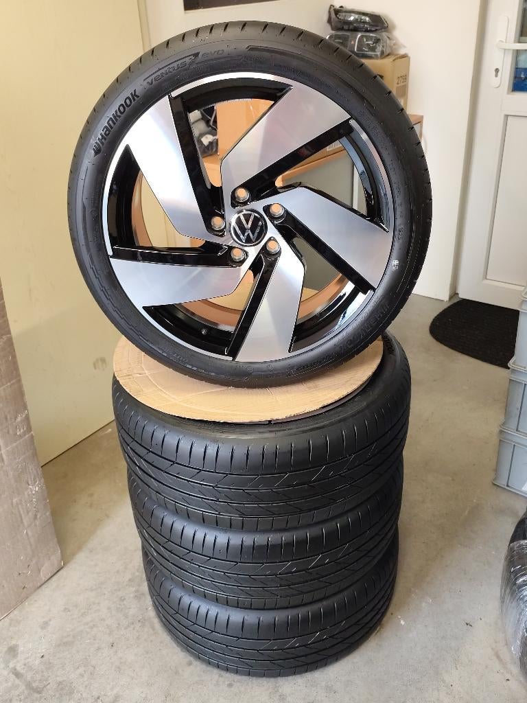Originele GOLF 8 GTI 18 inch velgen+zomerbanden demo set, Ophalen, Volkswagen