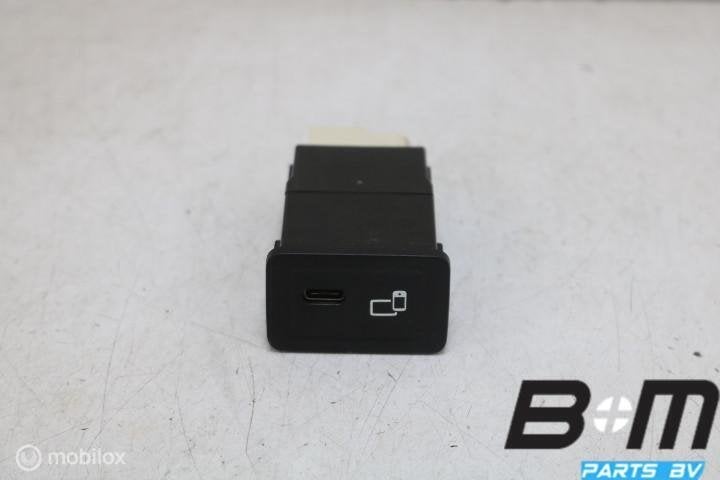 USB aansluiting Mercedes Sprinter 419 A2478204102, Auto diversen, Autoradio's, Gebruikt