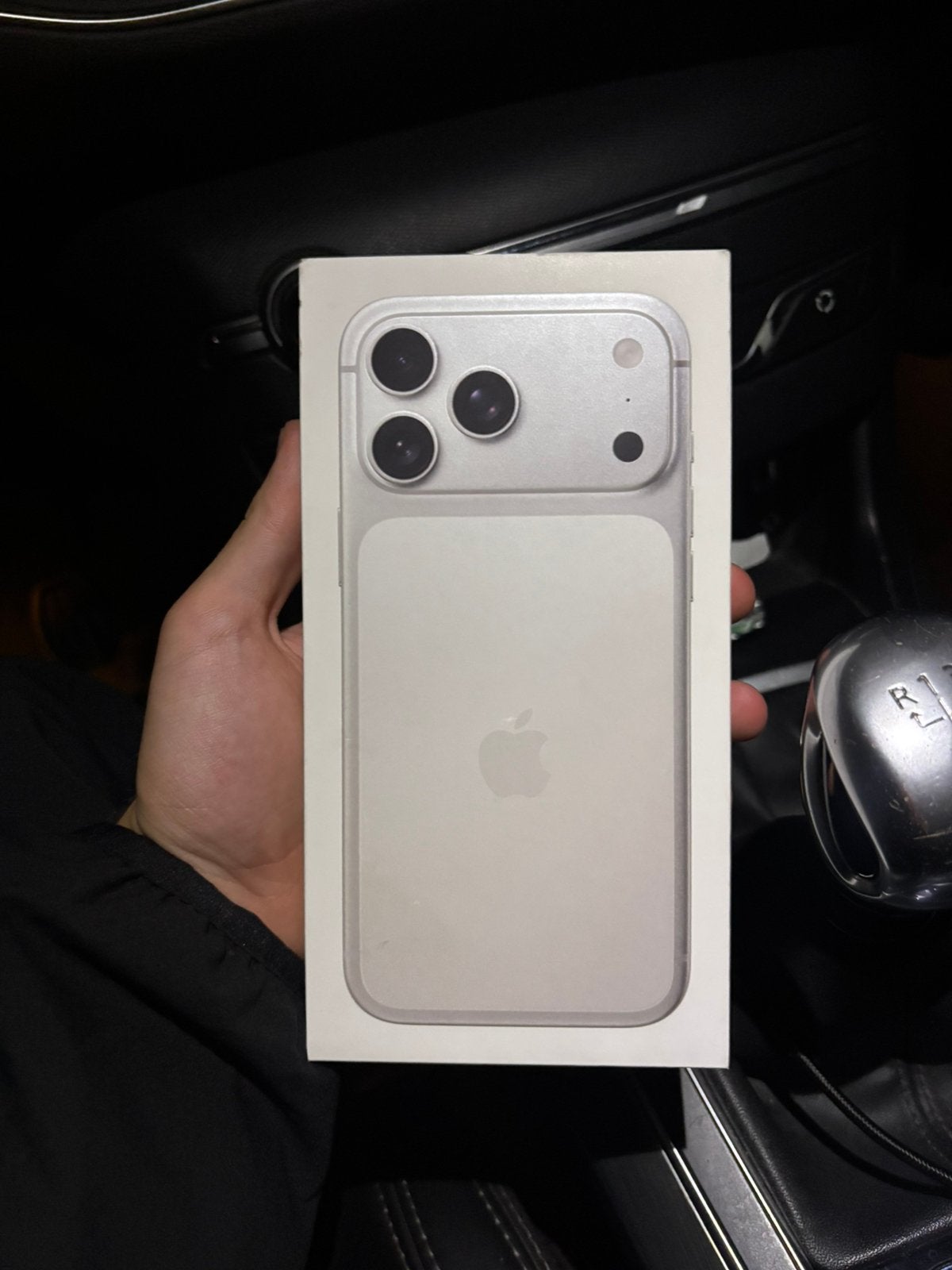 iPhone 17 Pro Max, Telecommunicatie, Ophalen, IPhone 17 Pro