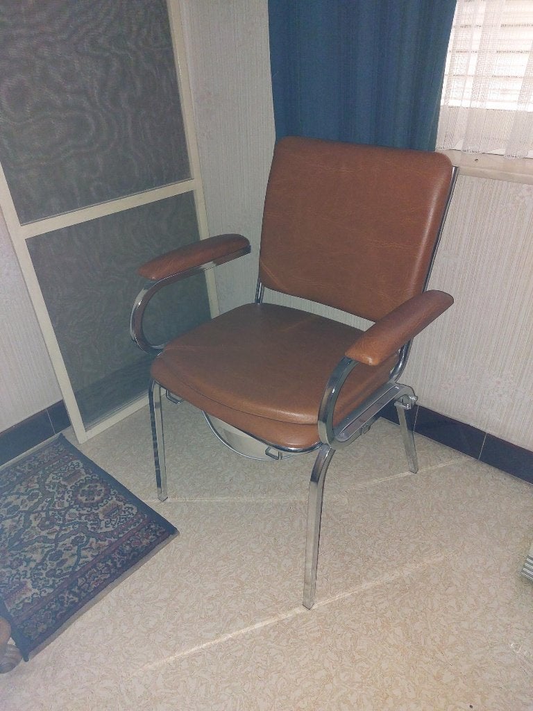 Toiletstoel, Ophalen, Gebruikt