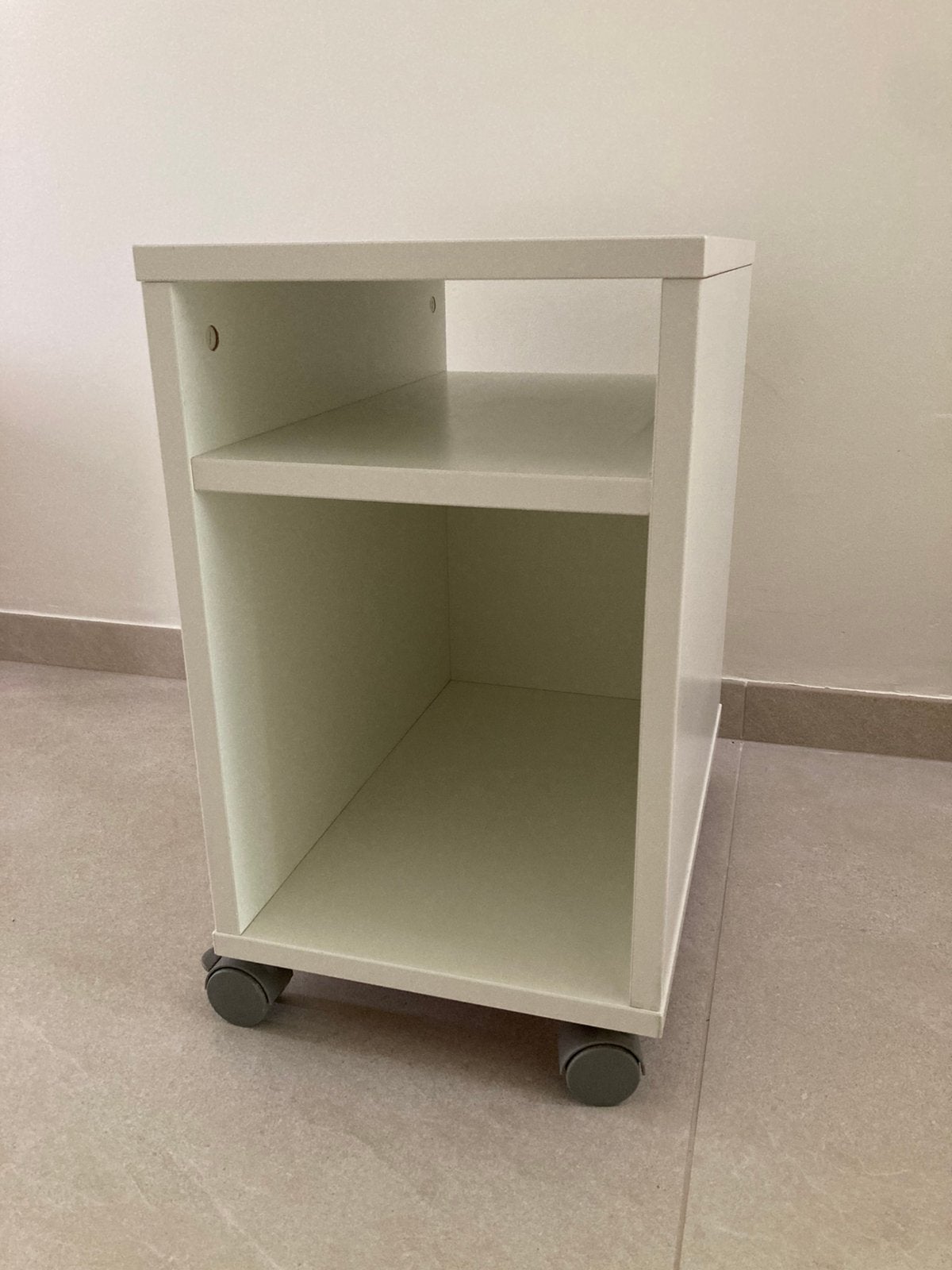 Nachtkastje Ikea Oltedal, Enlèvement, Comme neuf