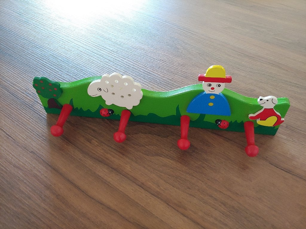 Kinderkapstok hout, nieuwstaat, 40 cm lang, Kinderen en Baby's, Nieuw, Ophalen of Verzenden, Kapstokje, Ophangbaar