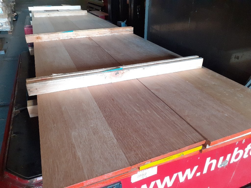Partij Meranti lange planken 18x235mm, 18x250mm, 18x280mm, Planken, Nieuw, Ophalen of Verzenden, Hardhout
