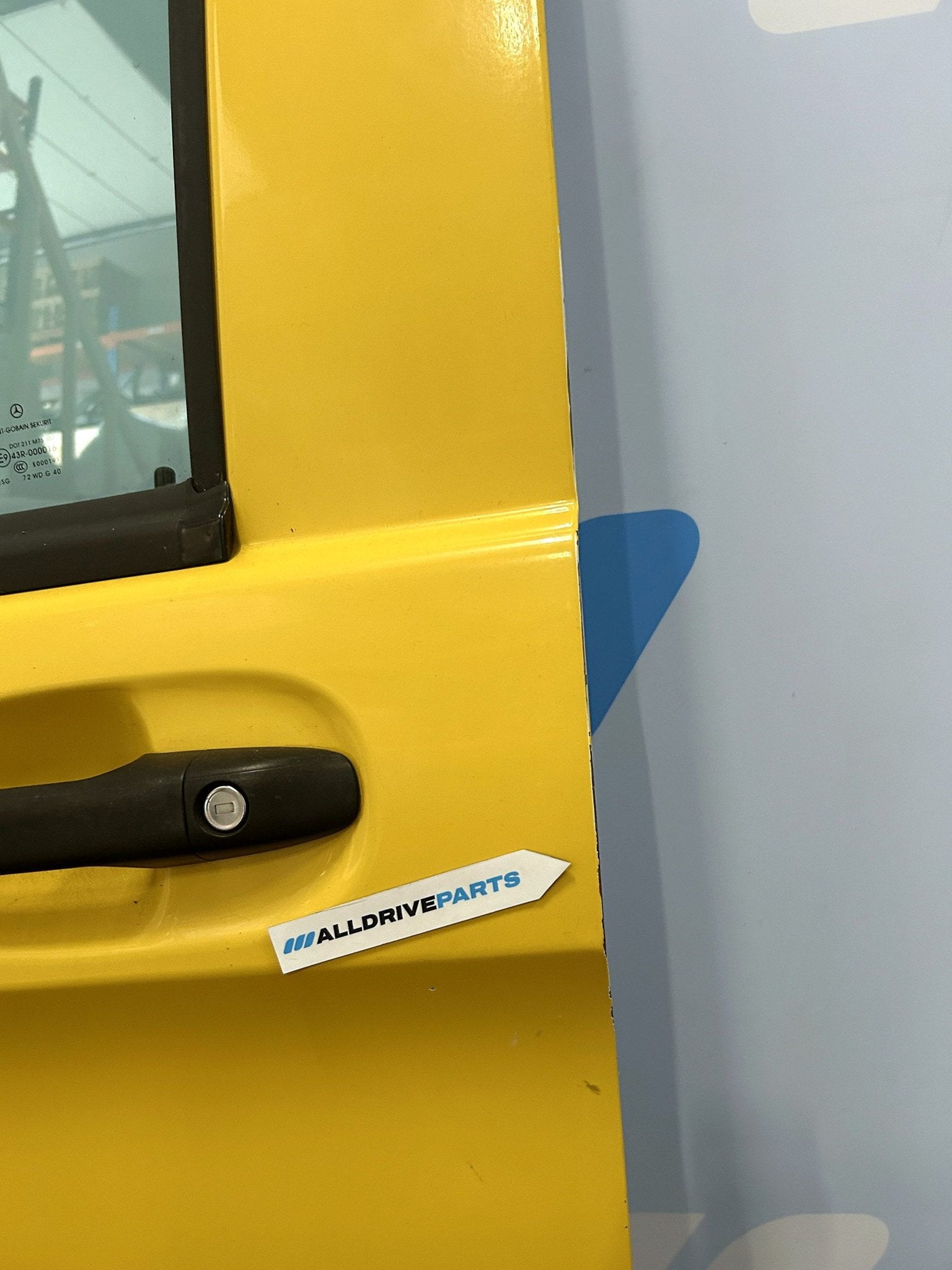 Mercedes Vito W447 porte avant gauche jaune A4477206600 2014, Autos : Pièces & Accessoires, -, Utilisé, Porte, -