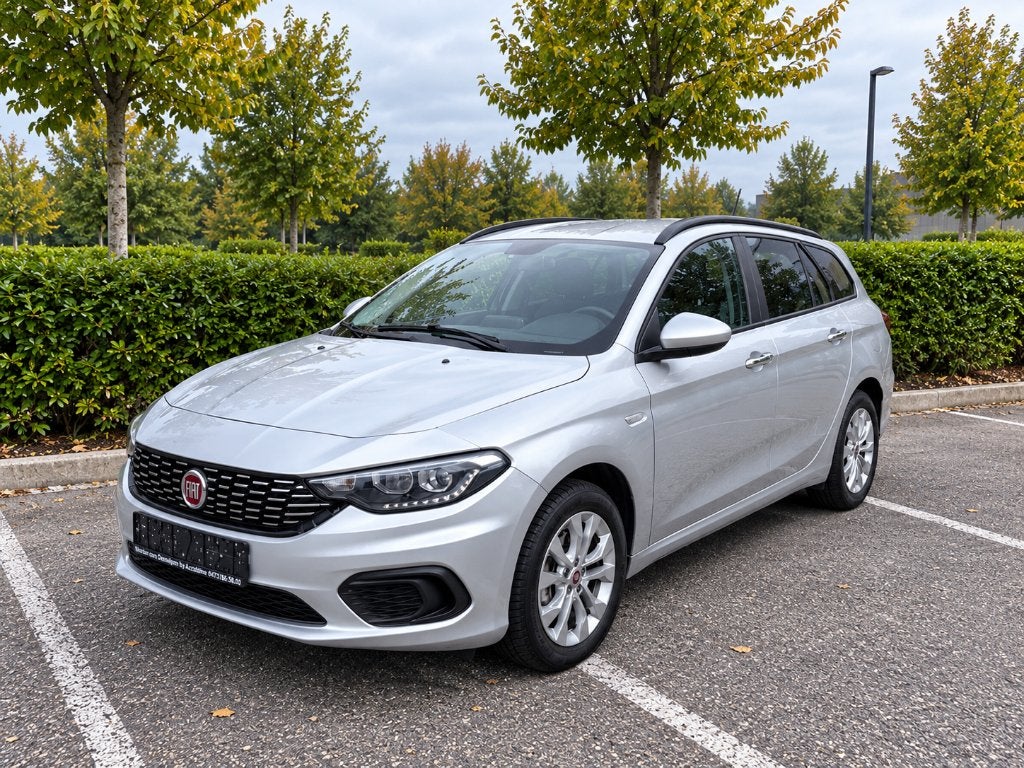 Fiat Tipo 1.3 Diesel 2019 + Garantie, Auto's, 1295 cc, Dealer onderhouden, Euro 6, 5 deurs