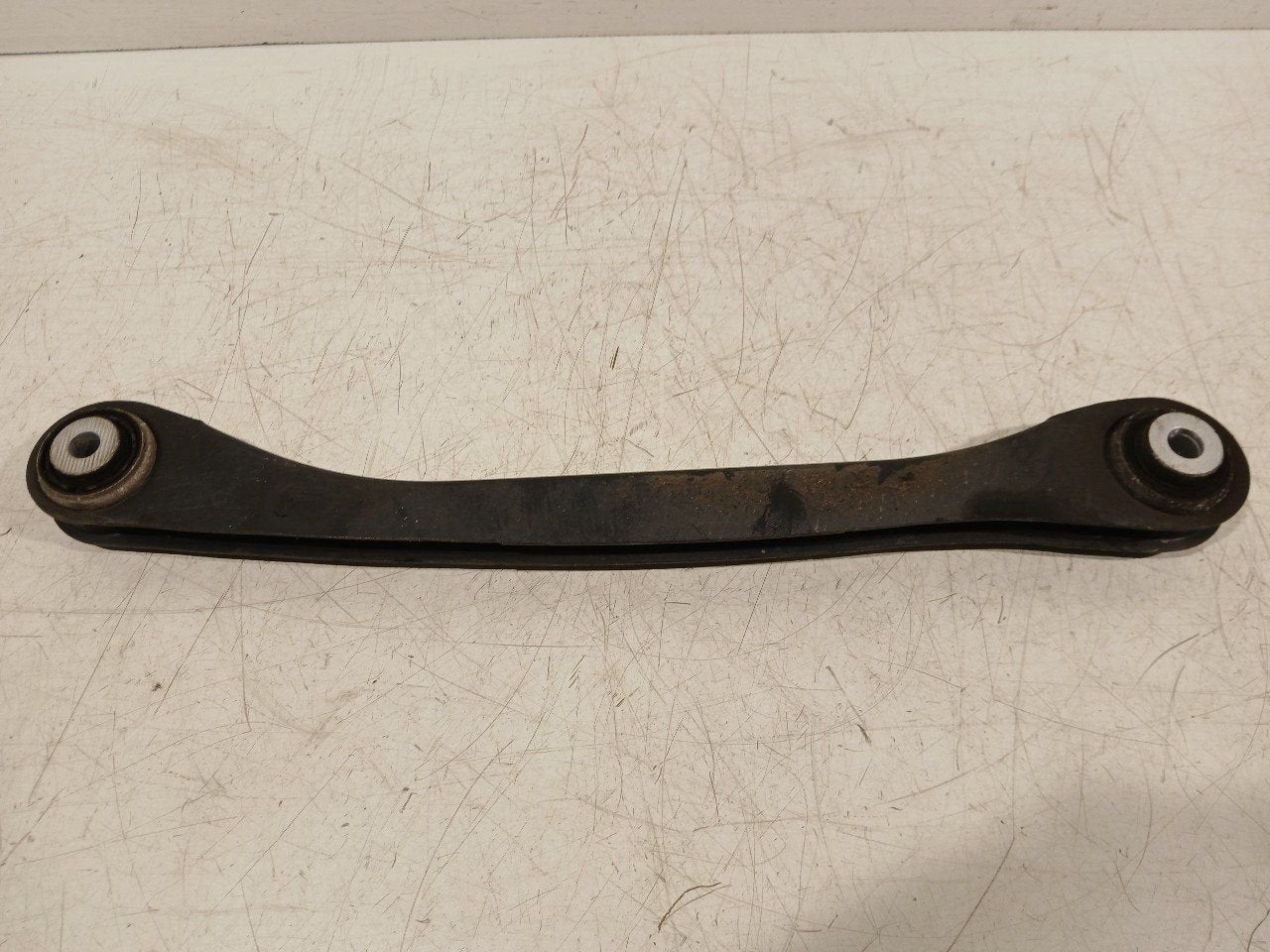 Draagarm rechts achter BMW 5 serie, BMW, Onderdelen@venauto.nl, Van der Ven Autorecycling B.V., Ettenseweg 76, 4706 PB Roosendaal, The Netherlands