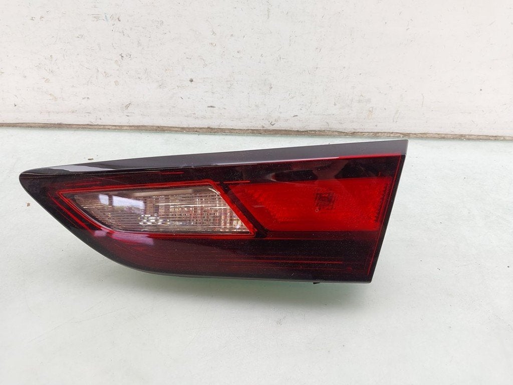 FEU ARRIÈRE DROIT Astra K (|39032989|13401163|39098789|), Autos : Pièces & Accessoires, Opel, Opel Automobile GmbH, Utilisé, Kontakt-opel@opel.com