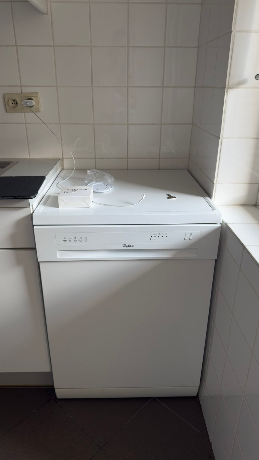 Whirlpool vaatwas, Enlèvement, Comme neuf