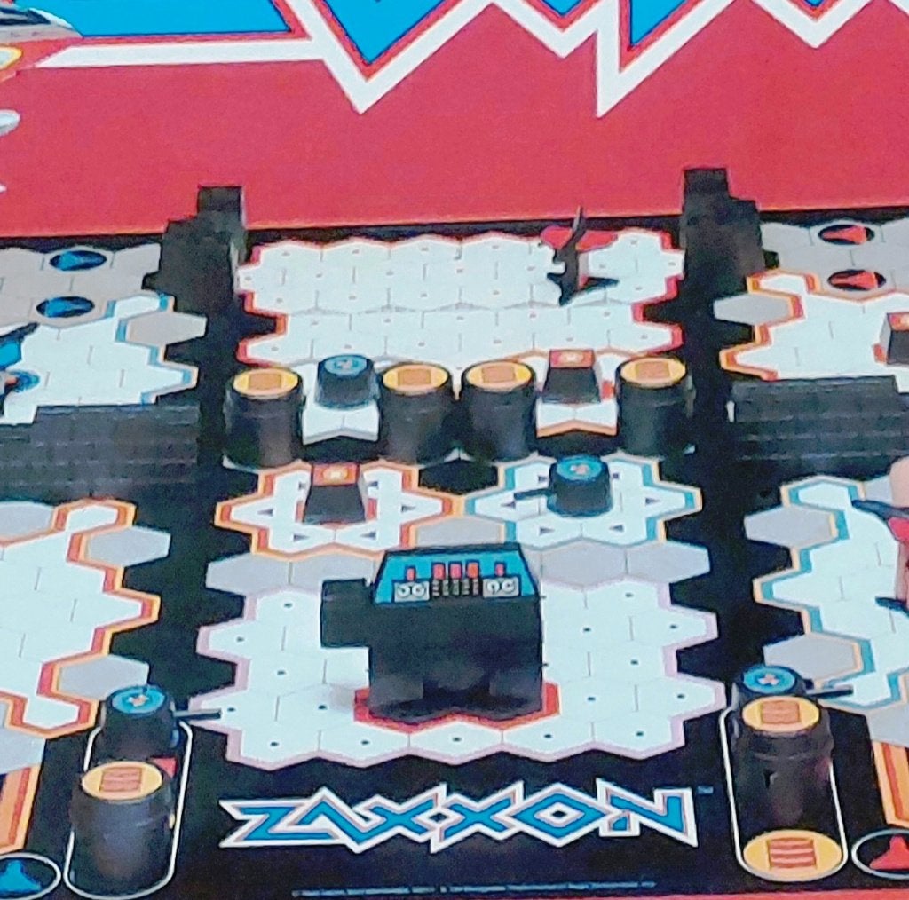 ZAXXON jeu de plateau, Cinq joueurs ou plus, Enlèvement ou Envoi, Neuf, MB