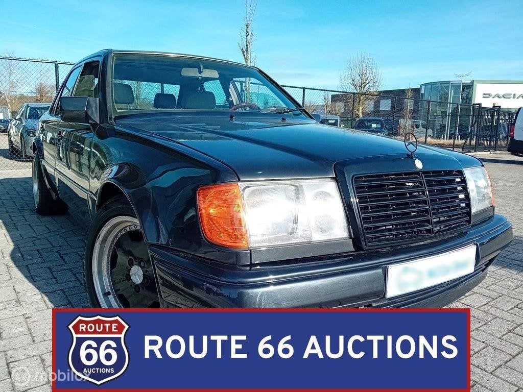 Mercedes-Benz 400E | 1991 | Route 66 Auctions, Auto's, Zwart, Mercedes-Benz, Bedrijf, Handgeschakeld