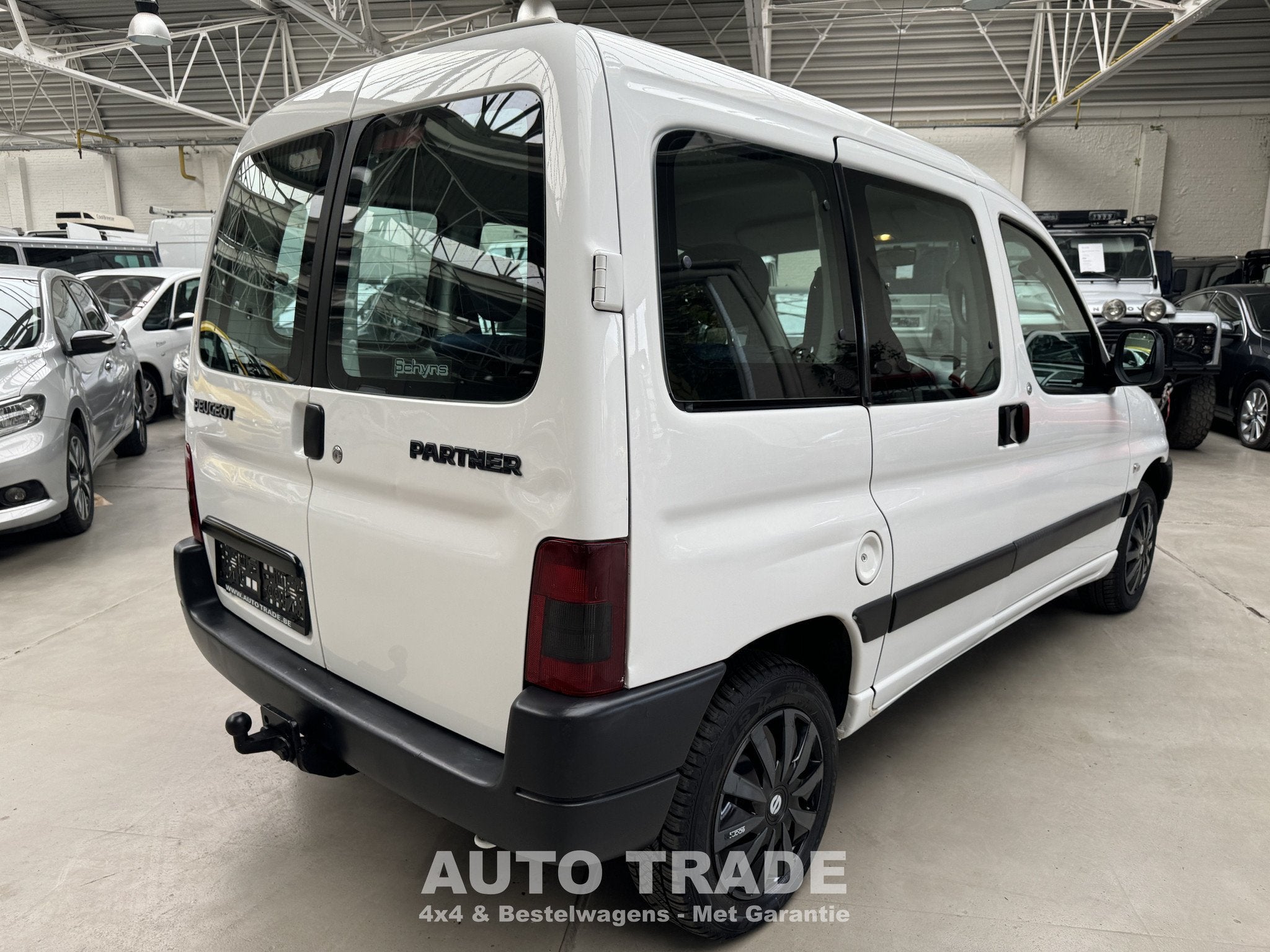Peugeot Partner 1.4 Benzine | LEZ OK | Garantie | Trekhaak |, Achat, Entreprise, Boîte manuelle, Bleu