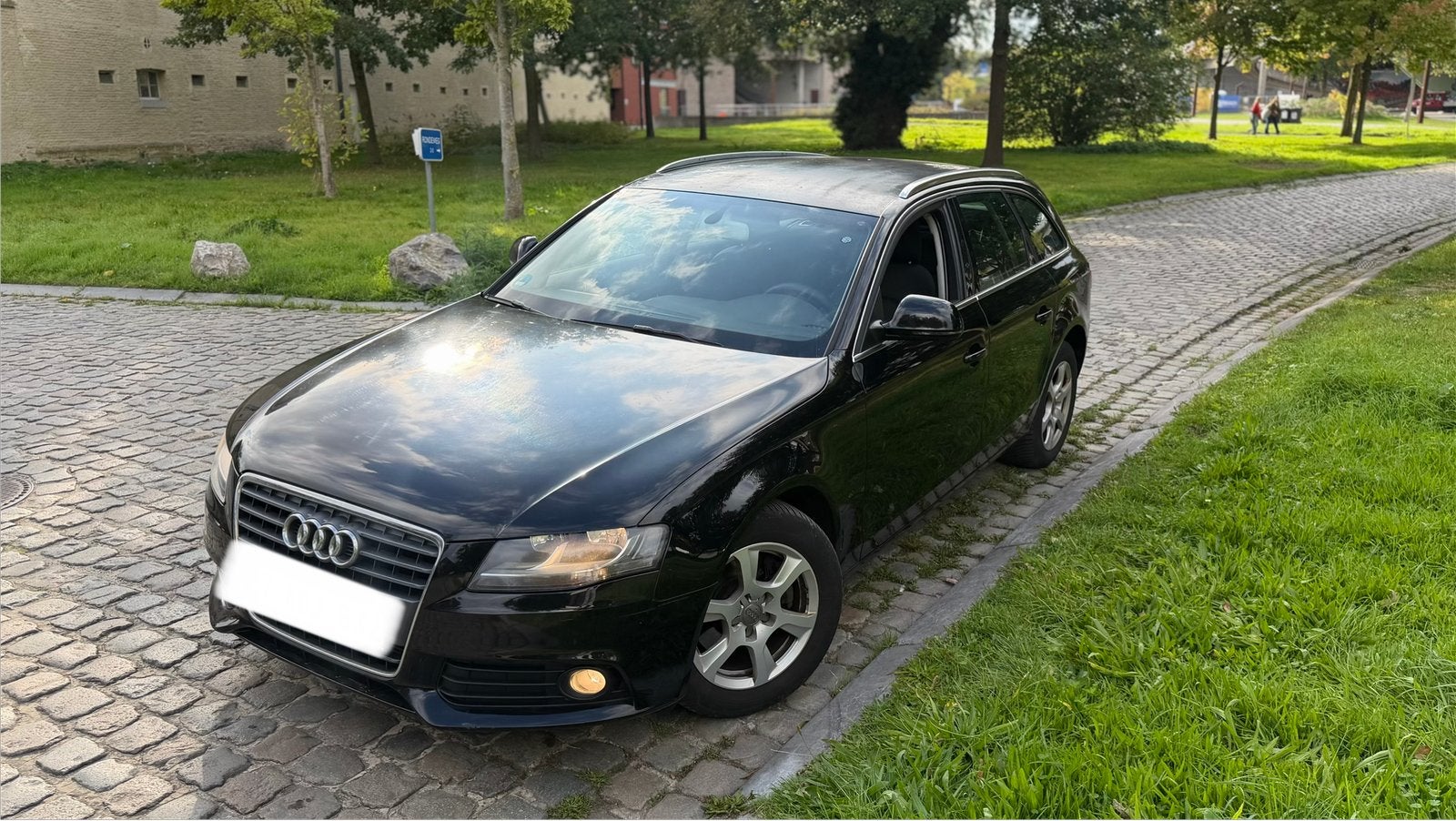 Audi A4 1.8 TFSI Gekeurd voor verkoop, Auto's, Euro 5, 4 cilinders, A4, Zwart