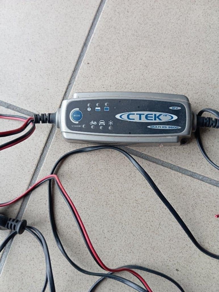 Druppellader ctek 3600 ( 10€ ), Motoren, Accessoires | Onderhoudsmiddelen, Ophalen