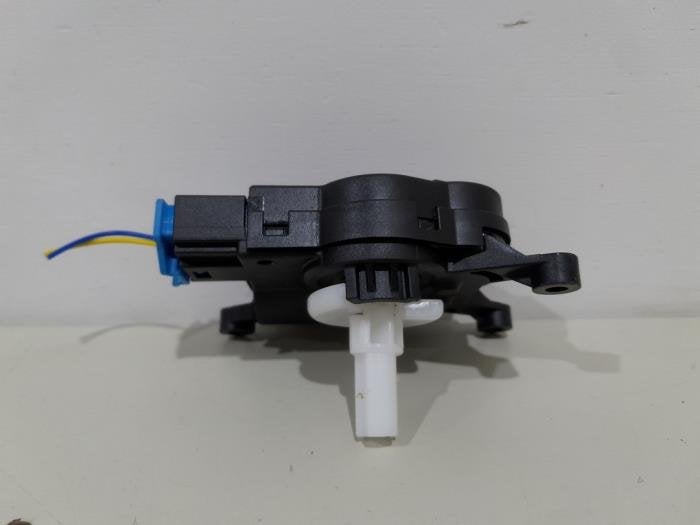 Kachelklep Motor van een Volkswagen Crafter, Gebruikt, -, Volkswagen, -