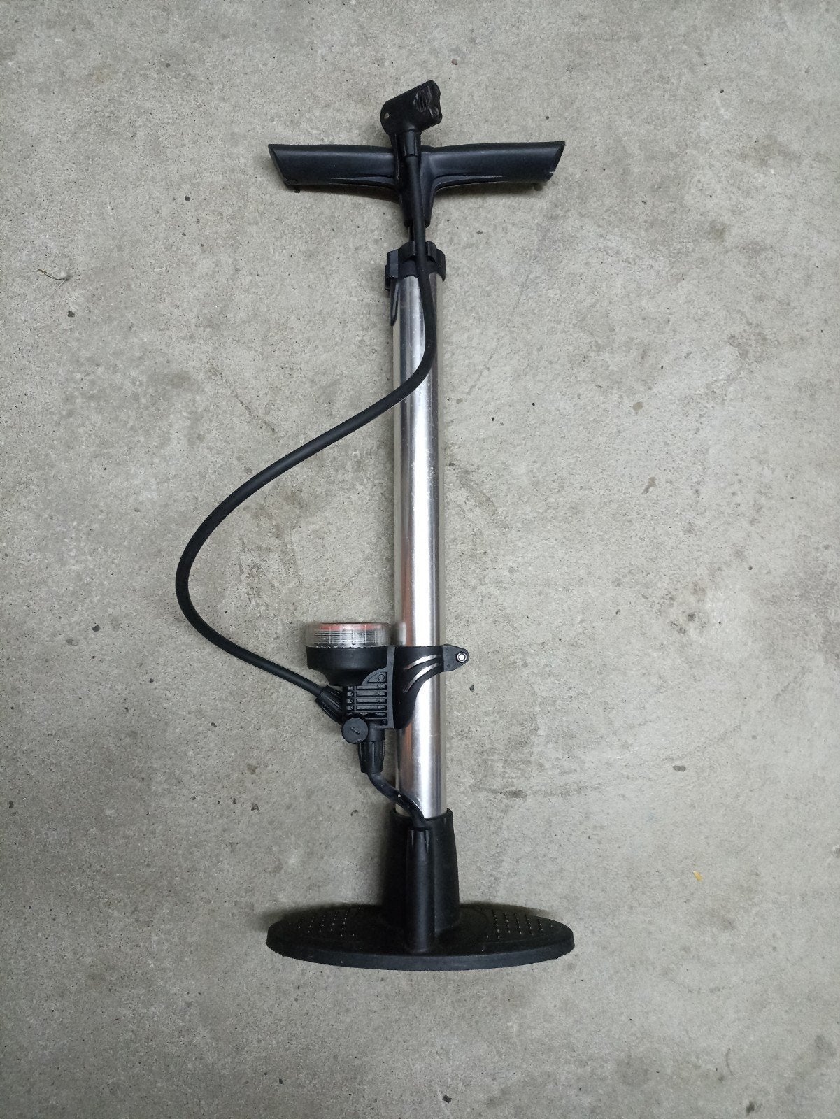 pompe à vélo ou autres, Enlèvement