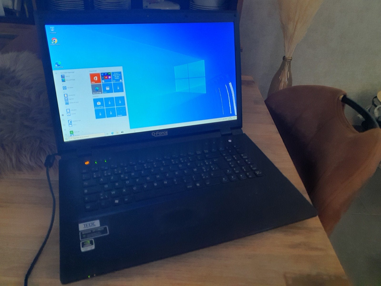 laptop Qforce i5 6gb 500ssd cuda ddr5 GT540m win10, Informatique & Logiciels, Ordinateurs Vintage, Enlèvement