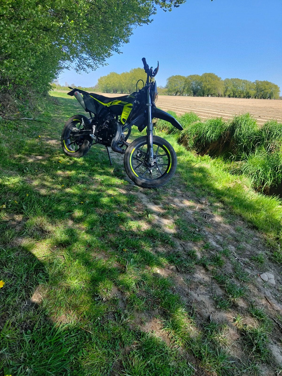 Sherco SM R 50, Vélos & Vélomoteurs, Autres marques, Enlèvement ou Envoi, 6 vitesses, Utilisé