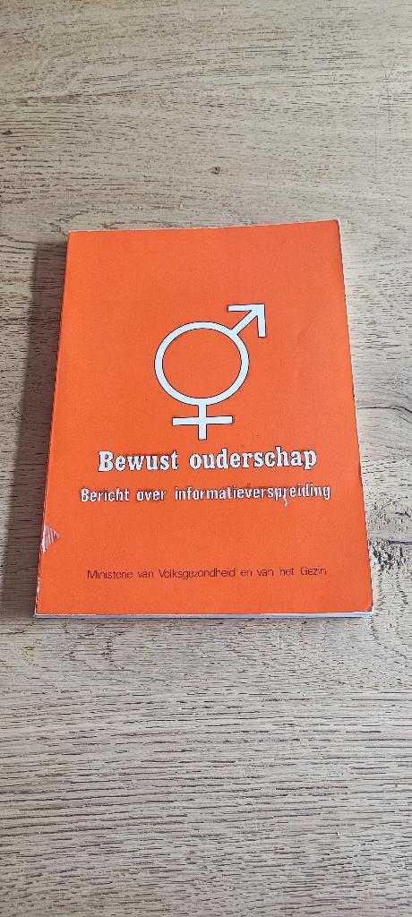 bewust ouderschap, Boeken, Zwangerschap en Opvoeding, Ophalen of Verzenden, Gelezen