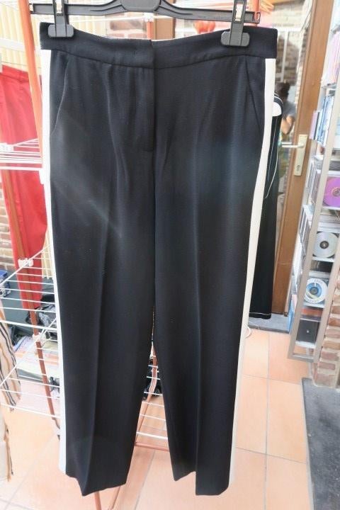 Broek zwart witte streep opzij Essentiel mt 36, Zwart, Essentiel, Ophalen of Verzenden, Zo goed als nieuw