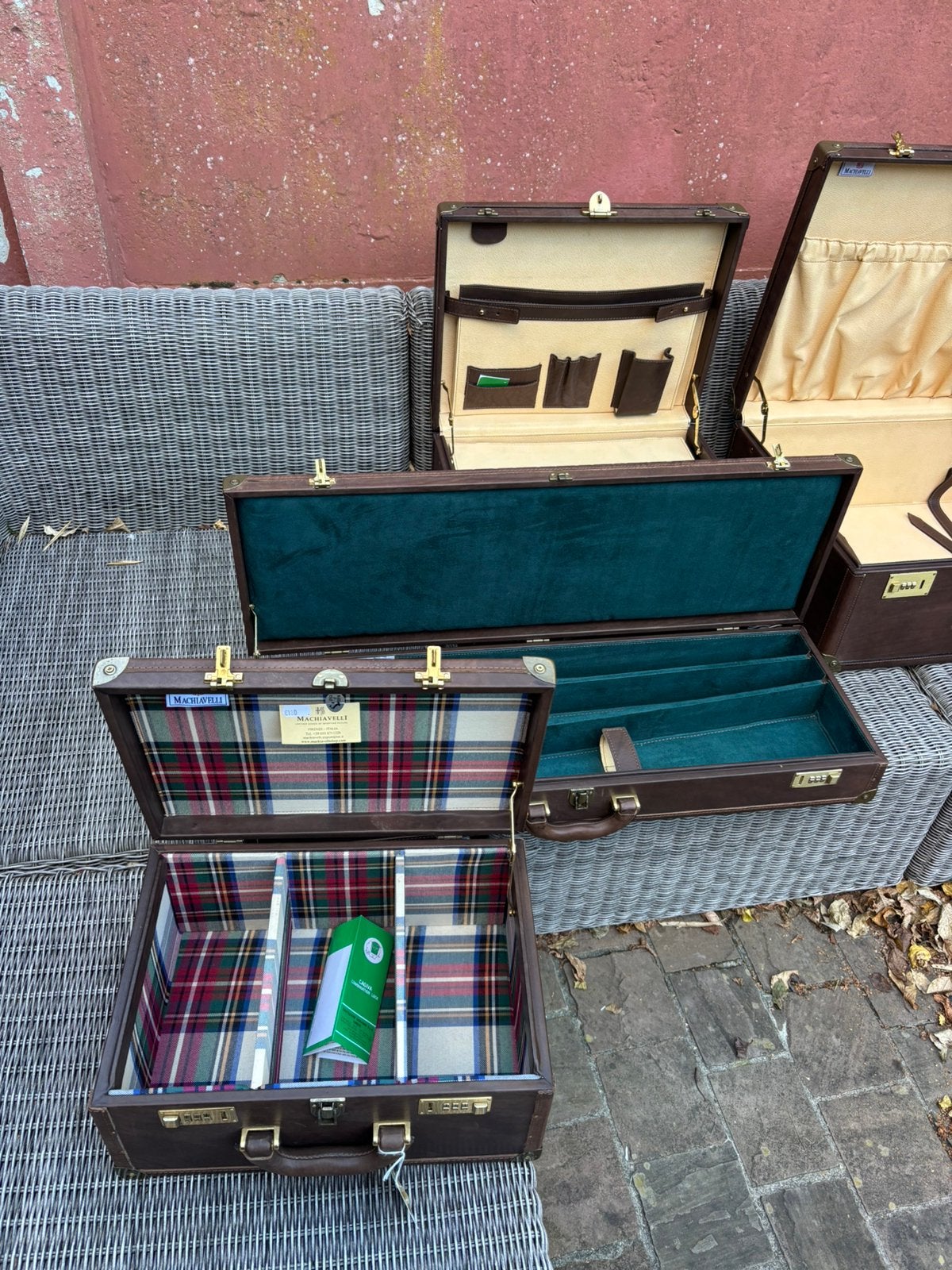 Valise/malle artisanale en cuir italien., Enlèvement ou Envoi, Comme neuf