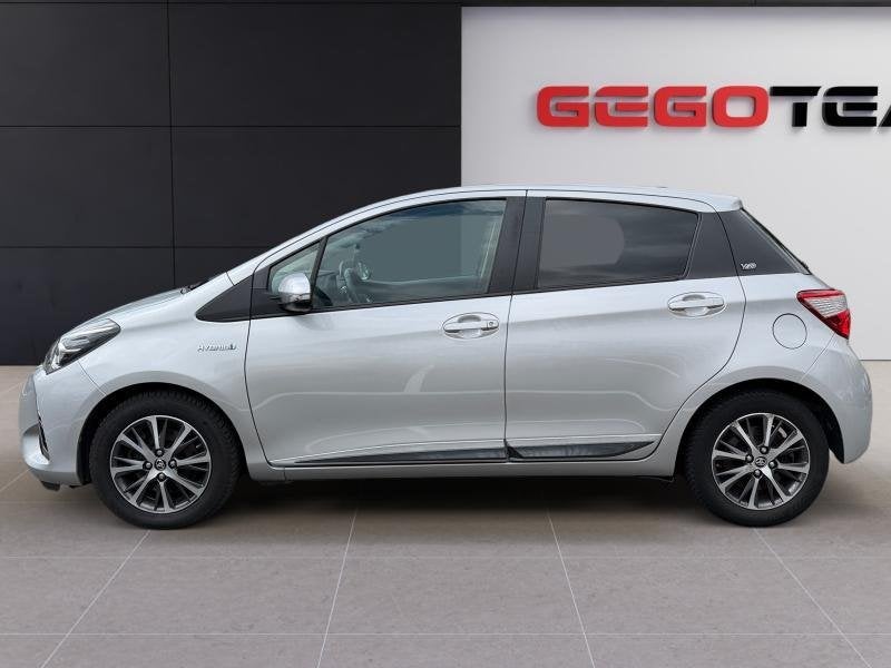 Toyota Yaris Y20, Argent ou Gris, Achat, Euro 6, Noir