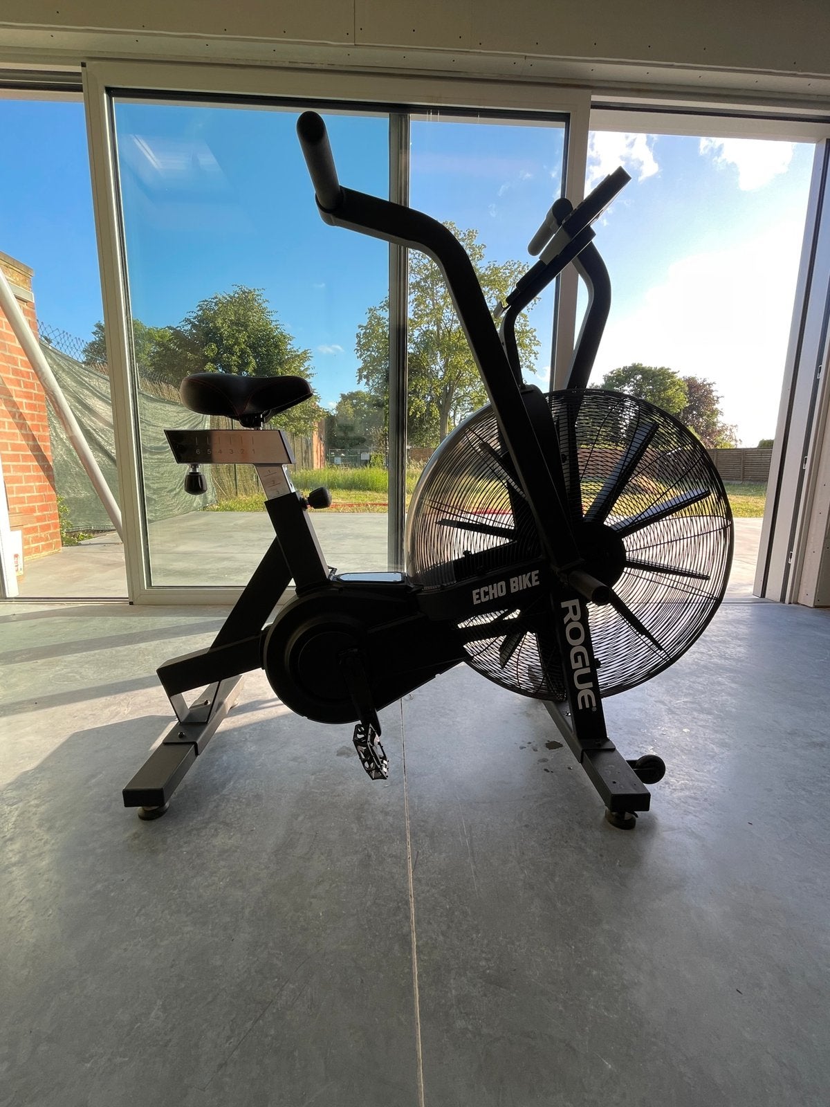 Rogue echo bike, Enlèvement, Comme neuf