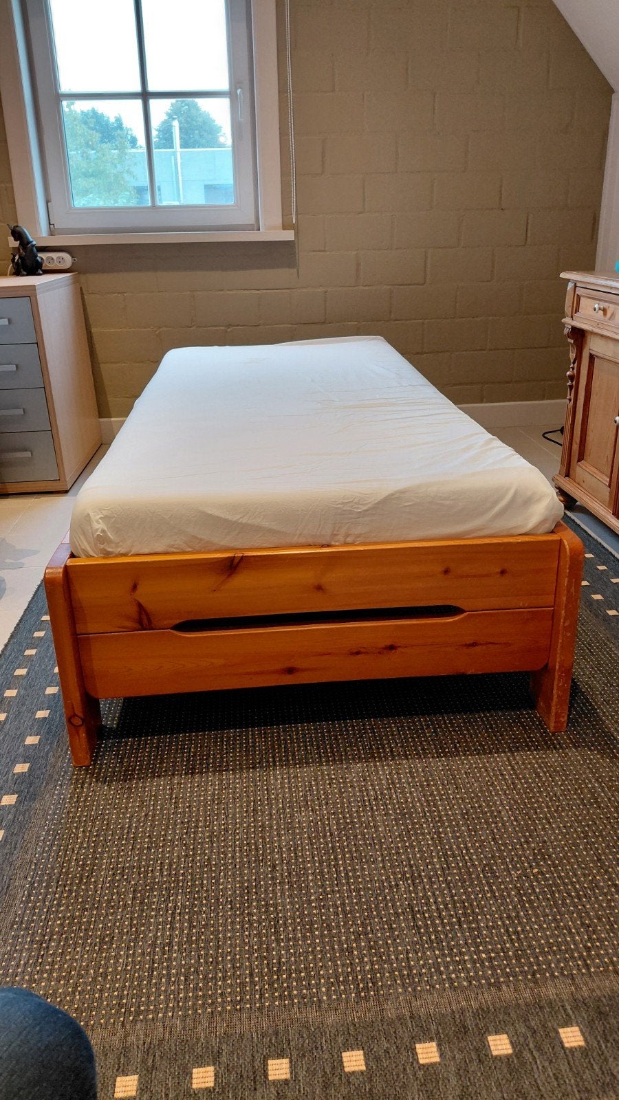 1 persoonsbed 200x90 - compleet, Ophalen, 90 cm, Eenpersoons, Beige