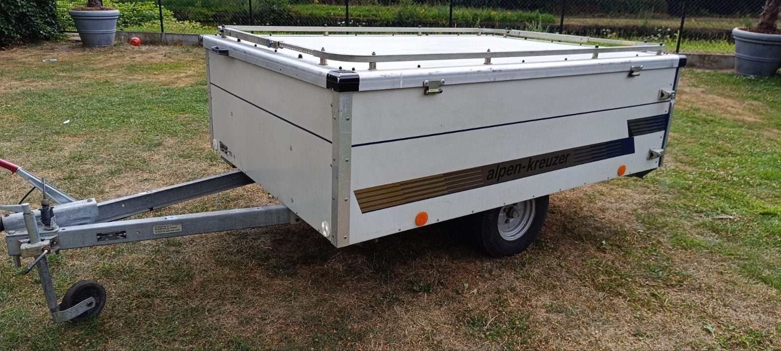 ANCIEN CAMION-REMORQUE/VOITURE DE LOISIR, Caravanes & Camping, Caravanes pliantes, Enlèvement, Présent