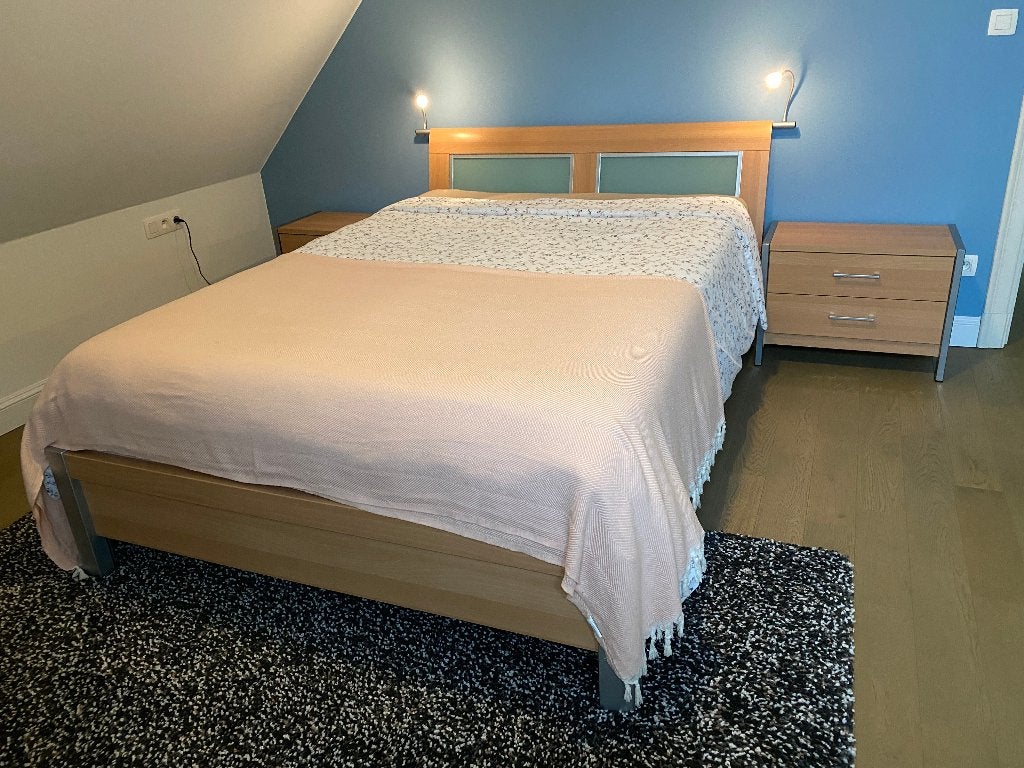 tweepersoonsbed met nachlampjes en 2 ladenkastjes, Brun, Enlèvement, 200 cm, Bois