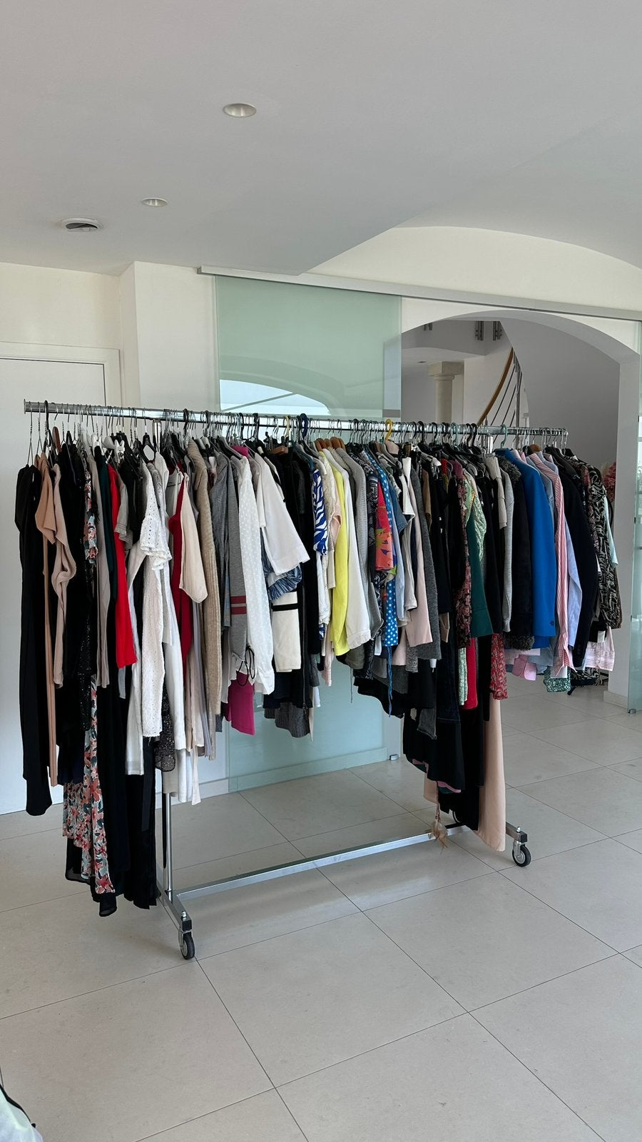 Vente lot de vêtements femme + chaussures, Enlèvement, Comme neuf, Taille 36 (S)