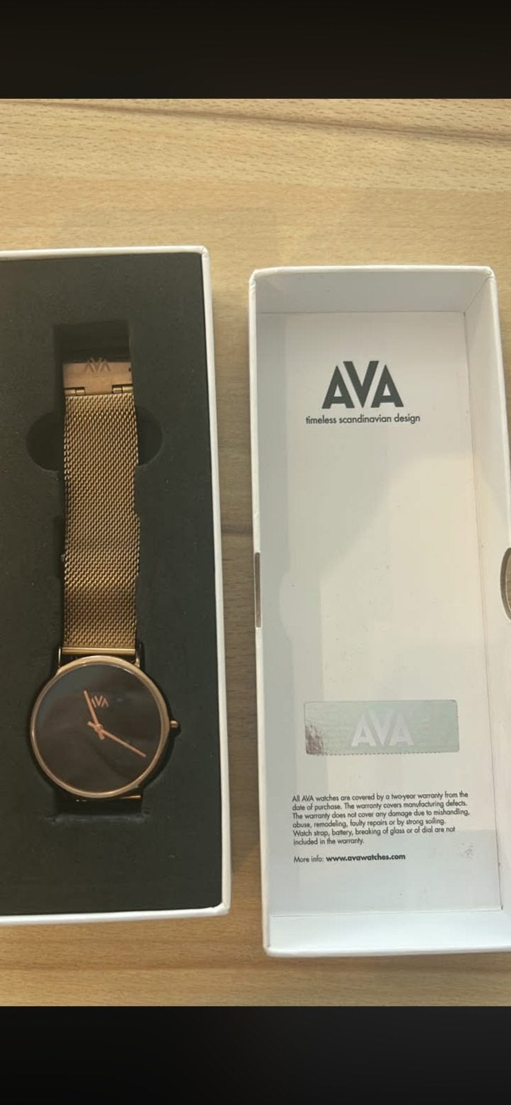 Montre AVA, Bijoux, Sacs & Beauté, Enlèvement ou Envoi, Comme neuf