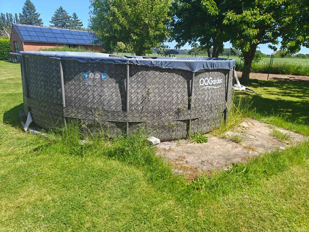 Belle grise Piscine 4m57 x 1m22, Jardin & Terrasse, Enlèvement