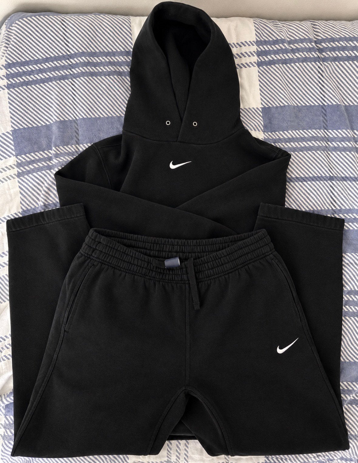 Nike Trainingspak (hoodie + joggingbroek) - €50 set, Envoi, Comme neuf, Taille 52/54 (L)