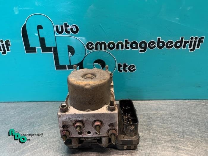 Pompe ABS d'un Mitsubishi Outlander (Outlander 03-), -, 3 mois de garantie, Utilisé, Mitsubishi