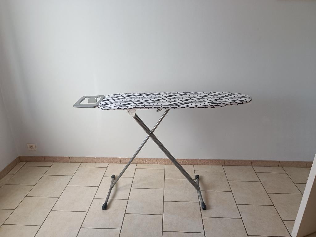 Table à repasser 120x37, Ikea, Danka, Electroménager, Enlèvement, Comme neuf