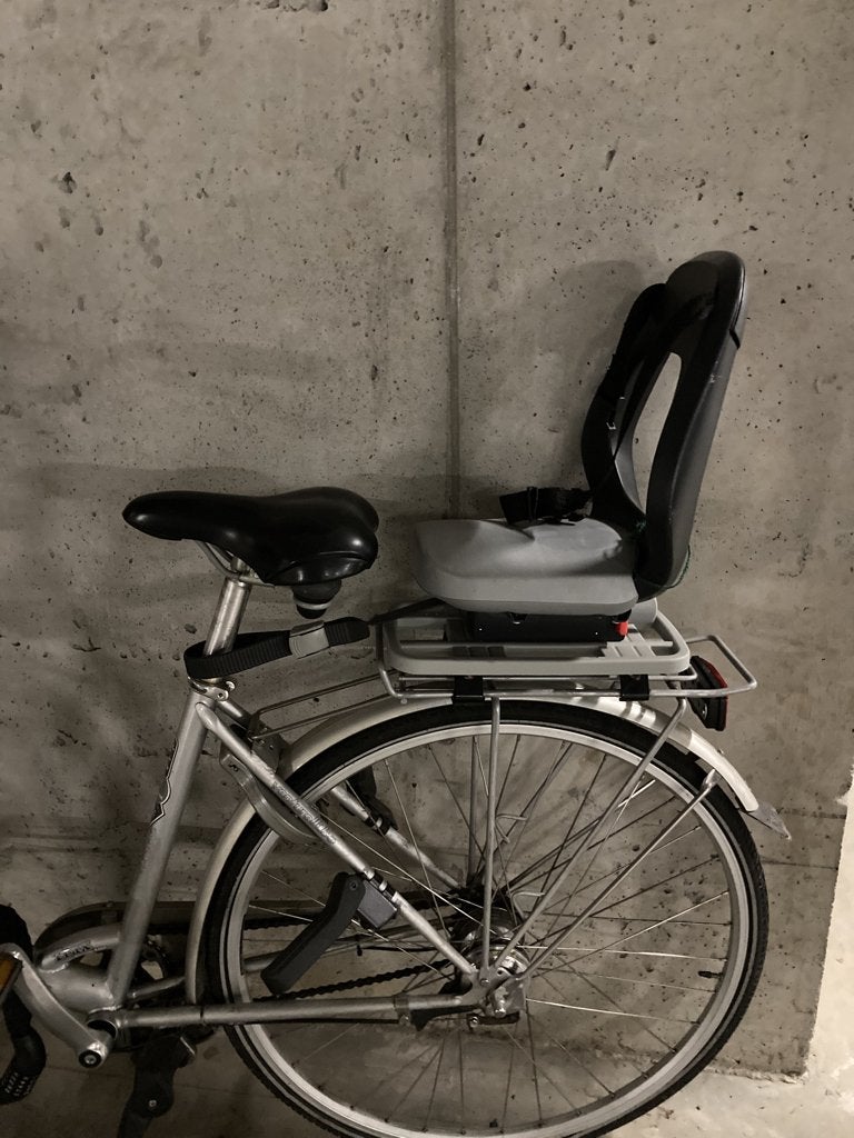 Yepp easyfit met junior achterzitje en voetsteuntjes, Ophalen, Achterzitje, Yepp (Thule), Gebruikt