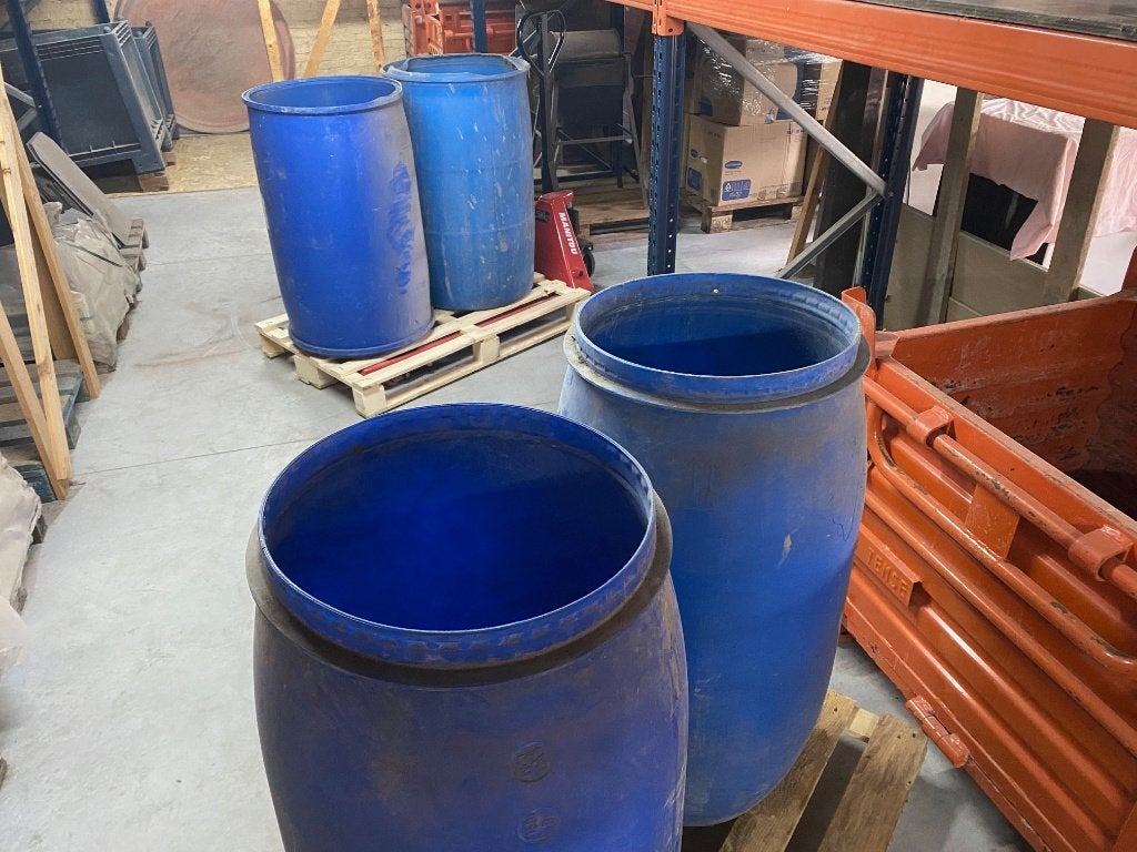 fut en plastic, Bricolage & Construction, Enlèvement, Utilisé
