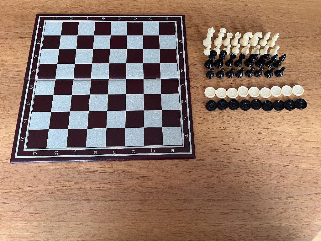 schaakspel + molenspel, Een of twee spelers, Ophalen of Verzenden, Zo goed als nieuw