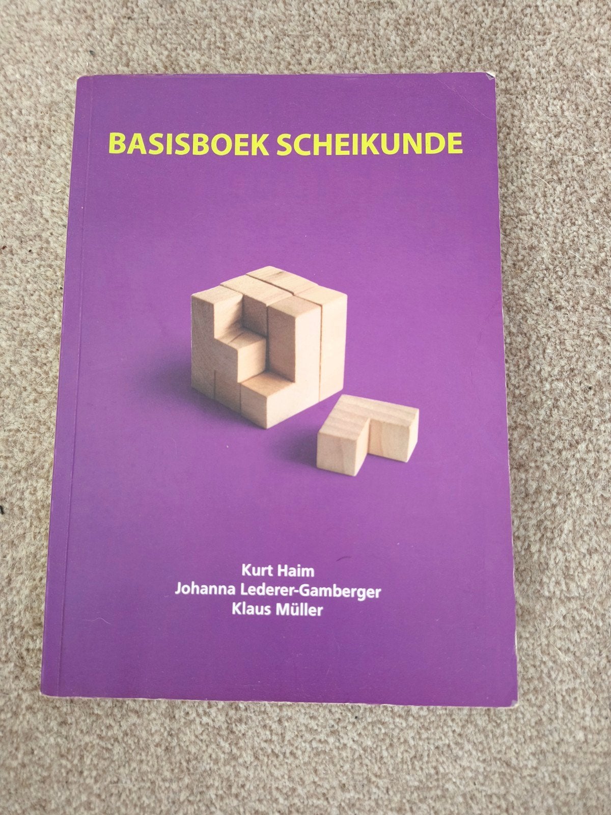 Basisboek scheikunde, Ophalen of Verzenden