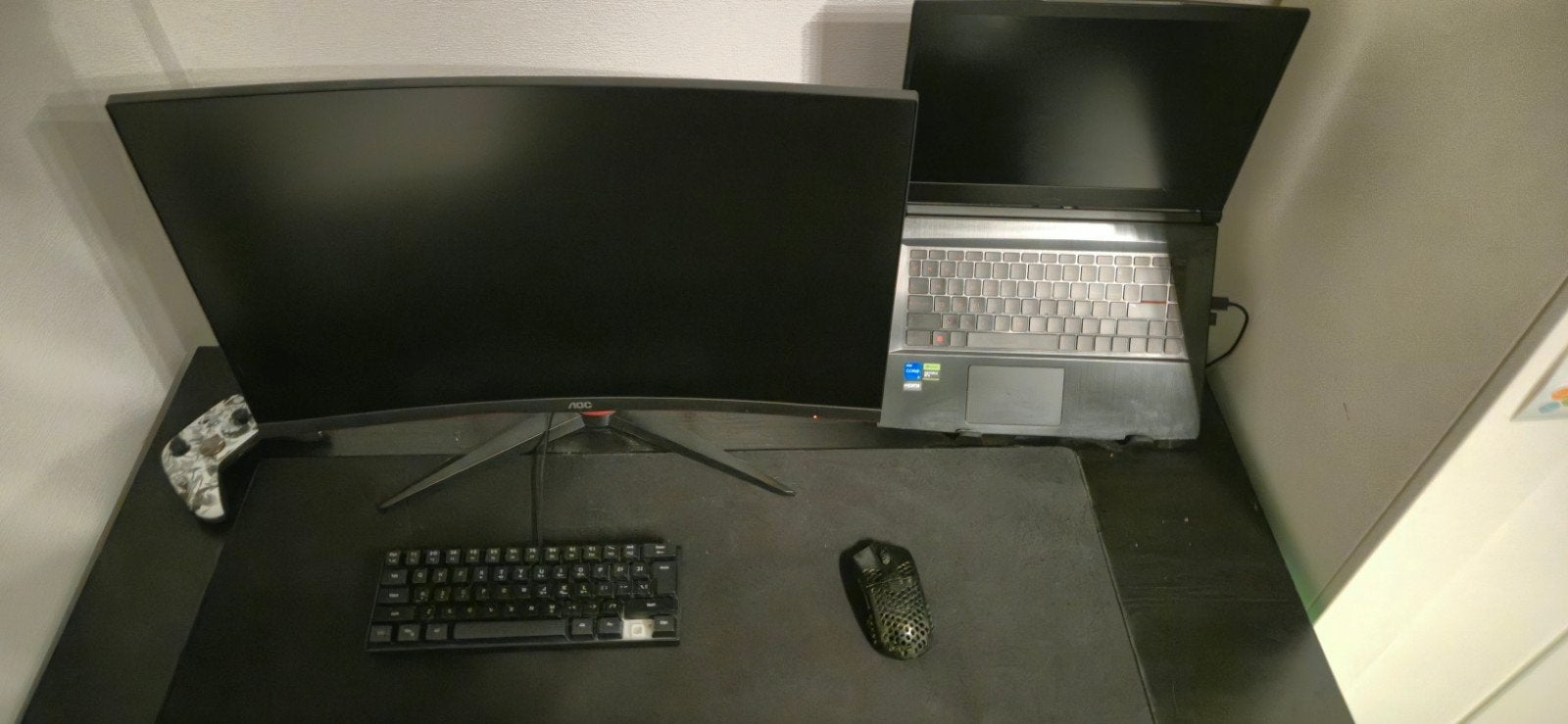 Laptop setup met monitor., Computers en Software, Laptoptafels, Ophalen