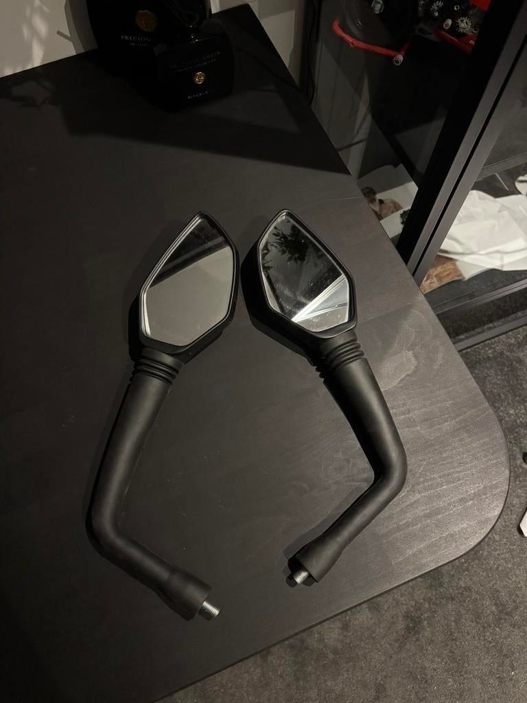 KTM duke 125 spiegels, Motoren, Bedrijf