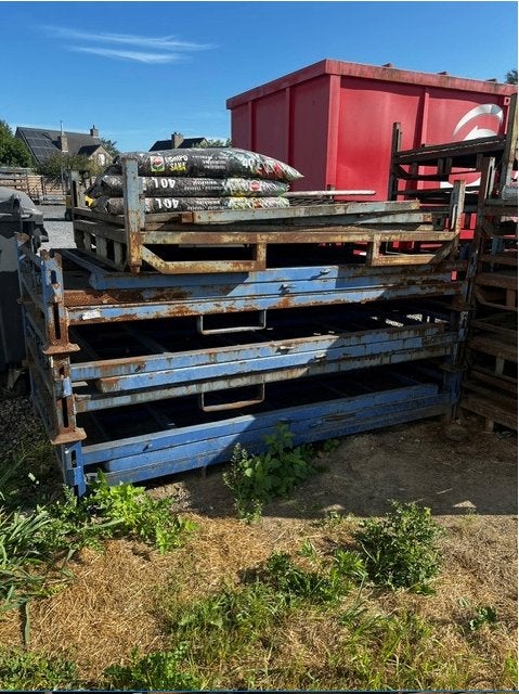 2de hands opplooibare stapelbakken ijzer, Ophalen, Gebruikt, 100 cm of meer, Opvouwbaar
