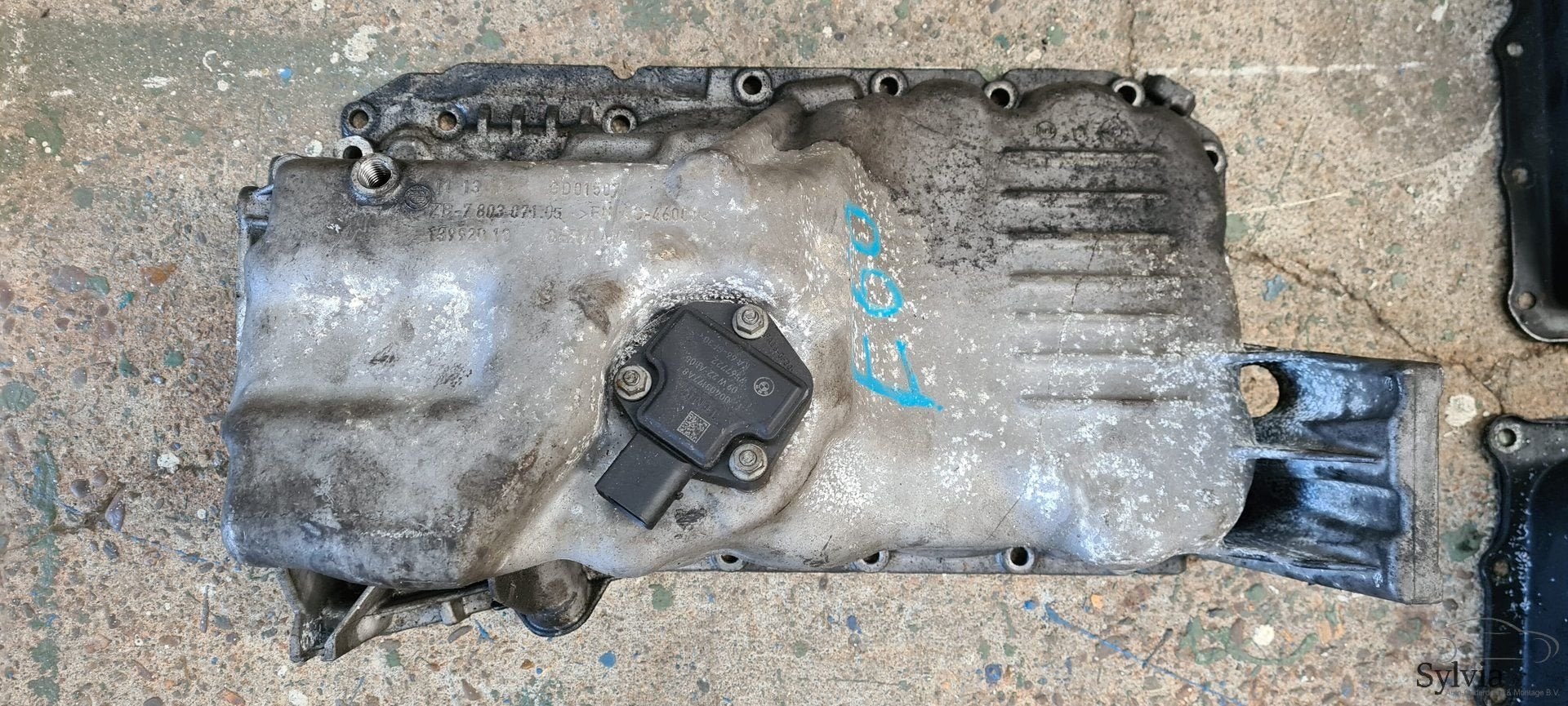 Oliepan carterpan BMW N47 7803071, -, Utilisé, -, -