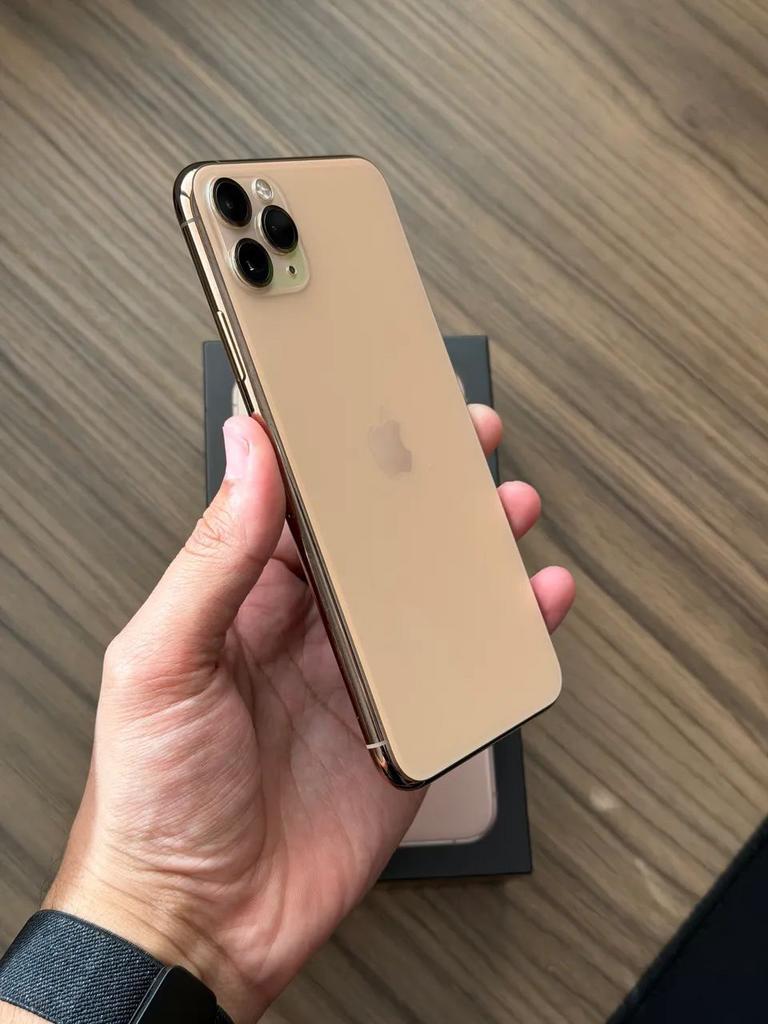 Iphone 11 PRO MAX in zeer goede staat !, Télécoms, Téléphonie mobile | Apple iPhone, Enlèvement, Comme neuf, IPhone 11