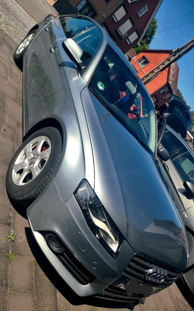 Audi A4 B8 2L TDI 2ème propriétaire, Autos, Audi, Entreprise, A4, Diesel, Euro 5, 5 portes, Enlèvement ou Envoi