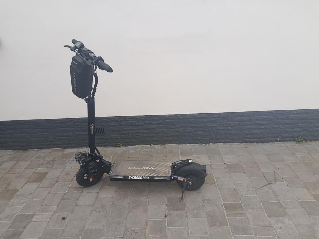 Bonne trottinette puissante, Enlèvement